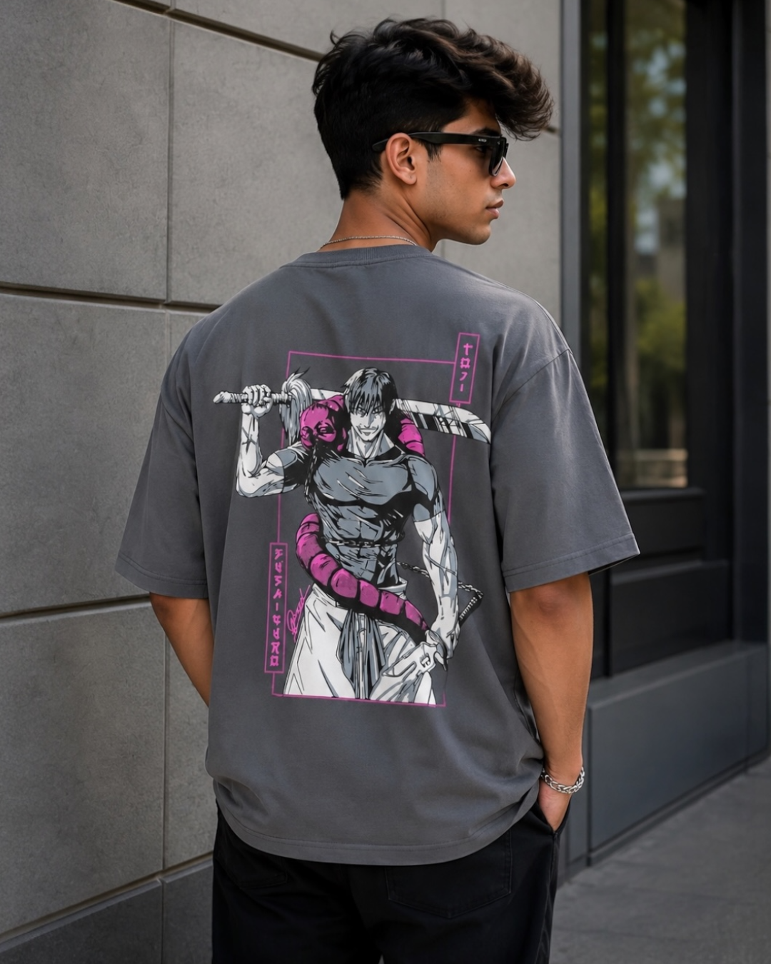 GRAPHIC ANIME TEE